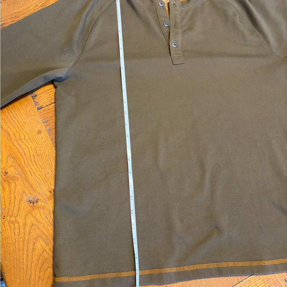 L.L. Bean Olive Henley Shirt M reg - Picture 8 of 9